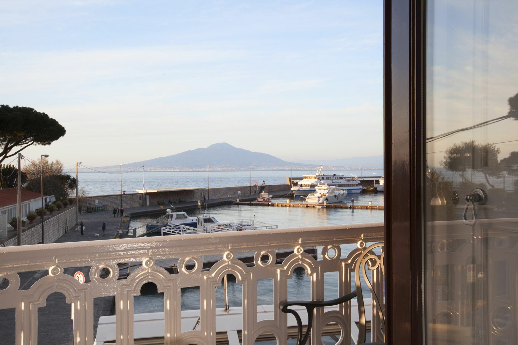 Amore Rentals - Gilda'S House Sorrente Extérieur photo